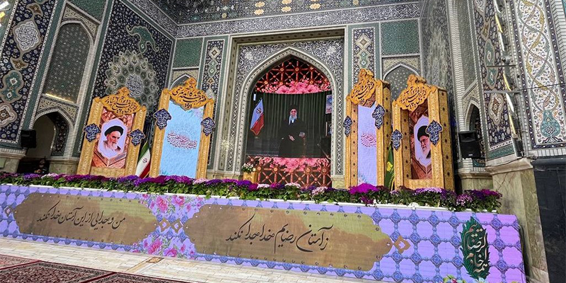 نمایشگر رنتال آستان قدس رضوی در نوروز سال 1403 در حرم مطهر رضوی به سفارش آستان قدس رضوی به اجرا در آمد. این پروژه از بیش از 500 متر مربع نمایشگر و 12 متر مربع نمایشگر منحنی تشکیل شده است که برای انواع مراسمات قابل استفاده هستند. نمایشگر های آستان قدس رضوی توسط